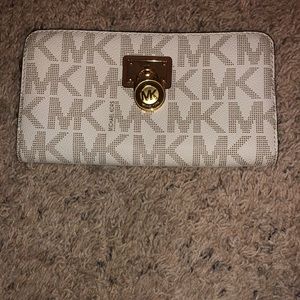 Michael Kors Purse and matching wallet